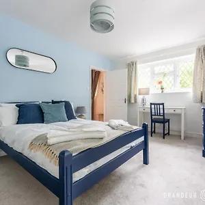 Little Forest By Grandeur Holiday home