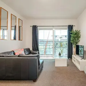 Away - Centre Apartment
